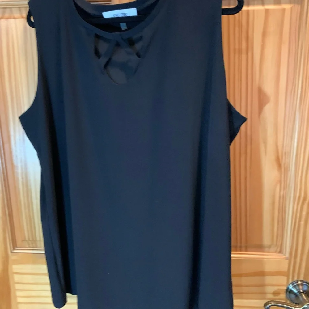 Jones Studio Black Sleeveless Blouse - Picture 3 of 7